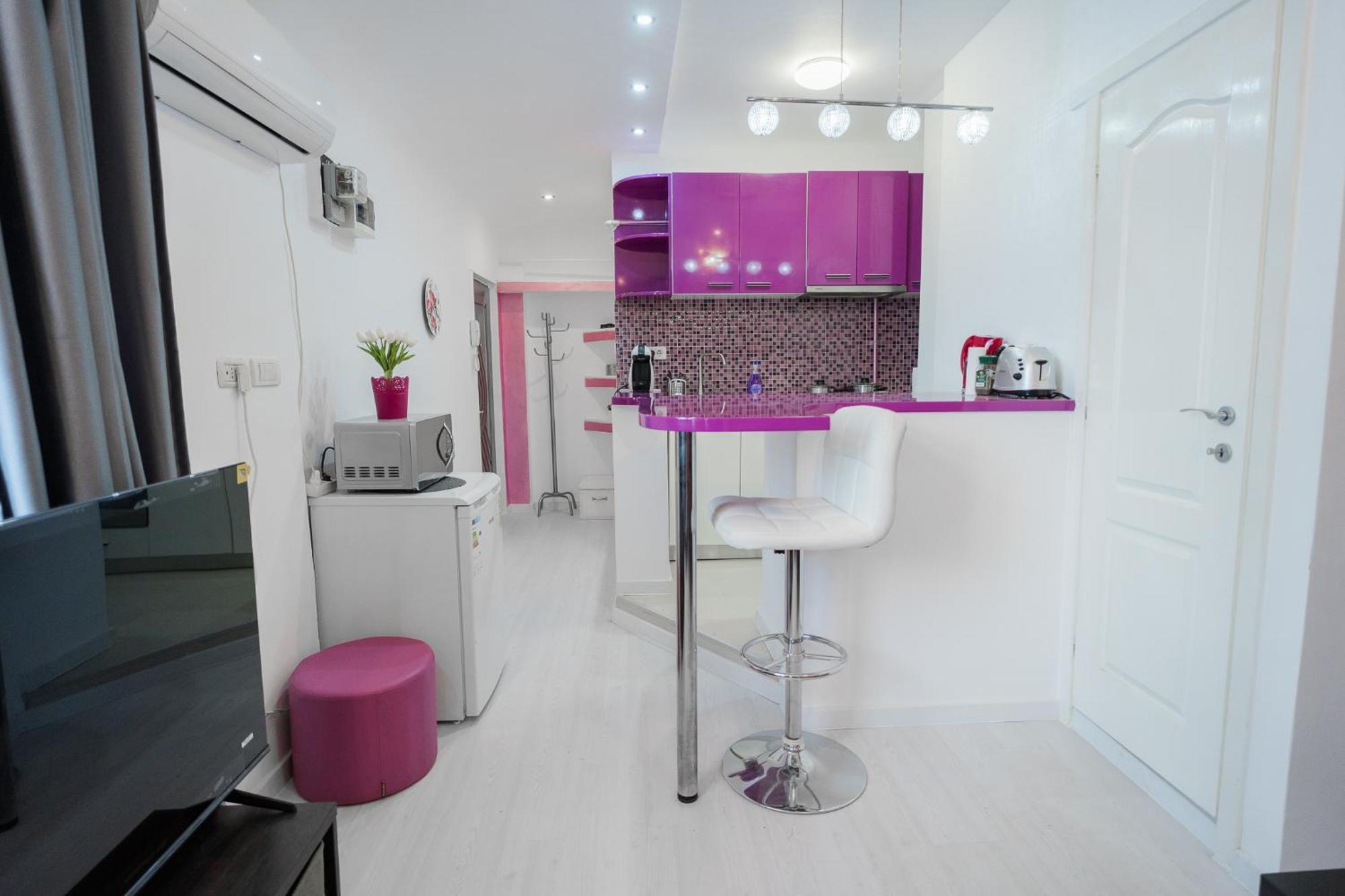 Ultra Central White & Lila Studio Bukarest Exterior foto
